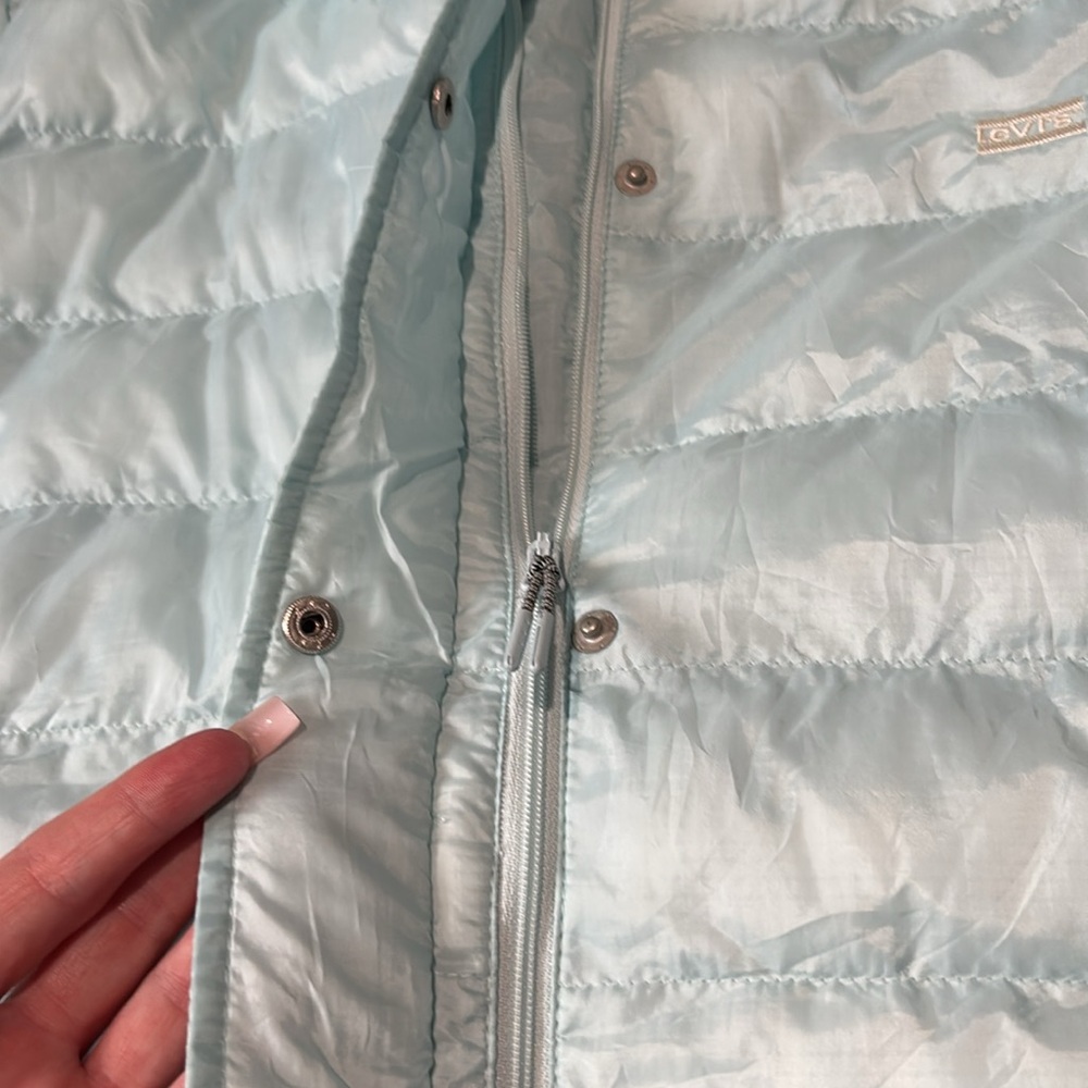Levi’s Edie Packable Jacket - Picture 6 of 7